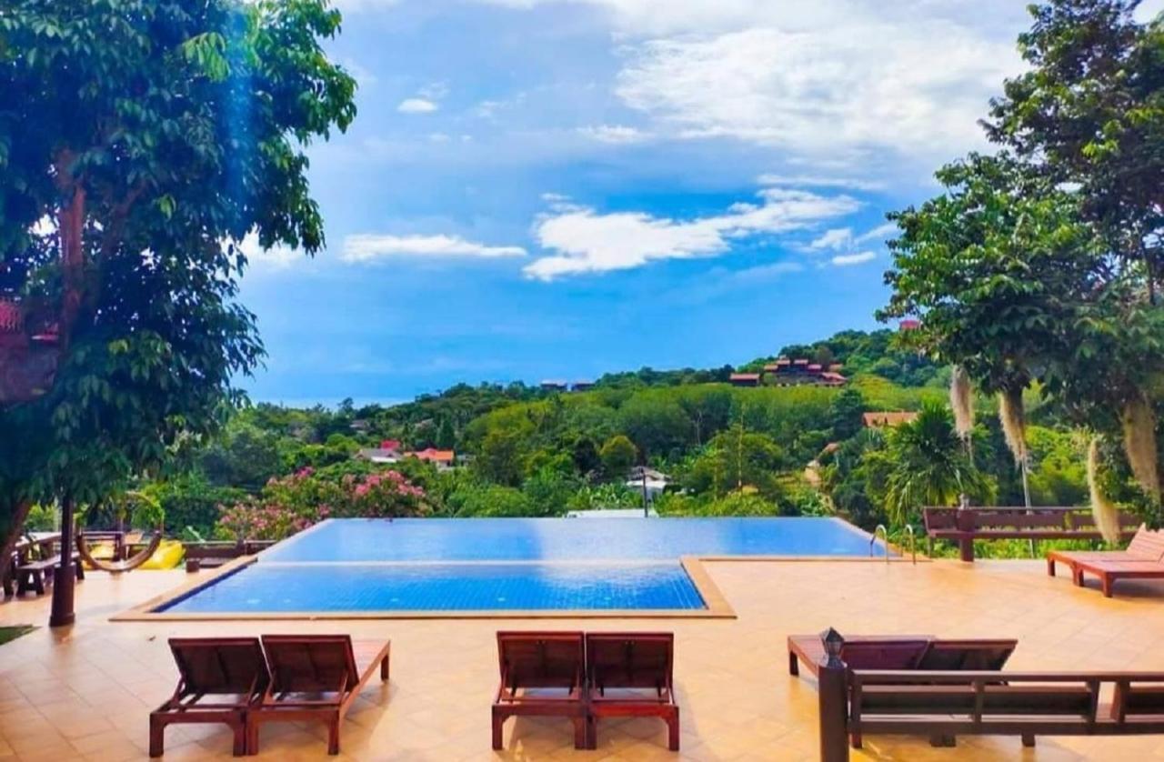 Puteri Lanta Family Villas Koh Lanta Exterior photo
