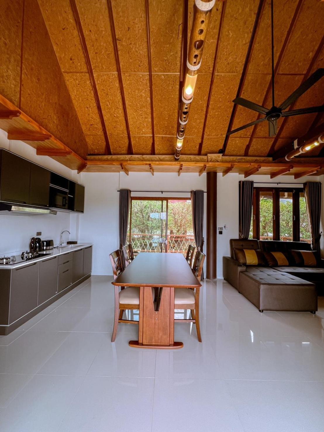 Puteri Lanta Family Villas Koh Lanta Room photo