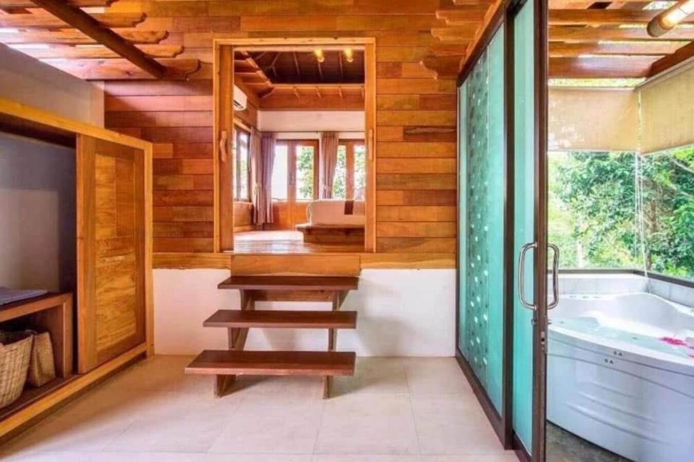 Puteri Lanta Family Villas Koh Lanta Room photo