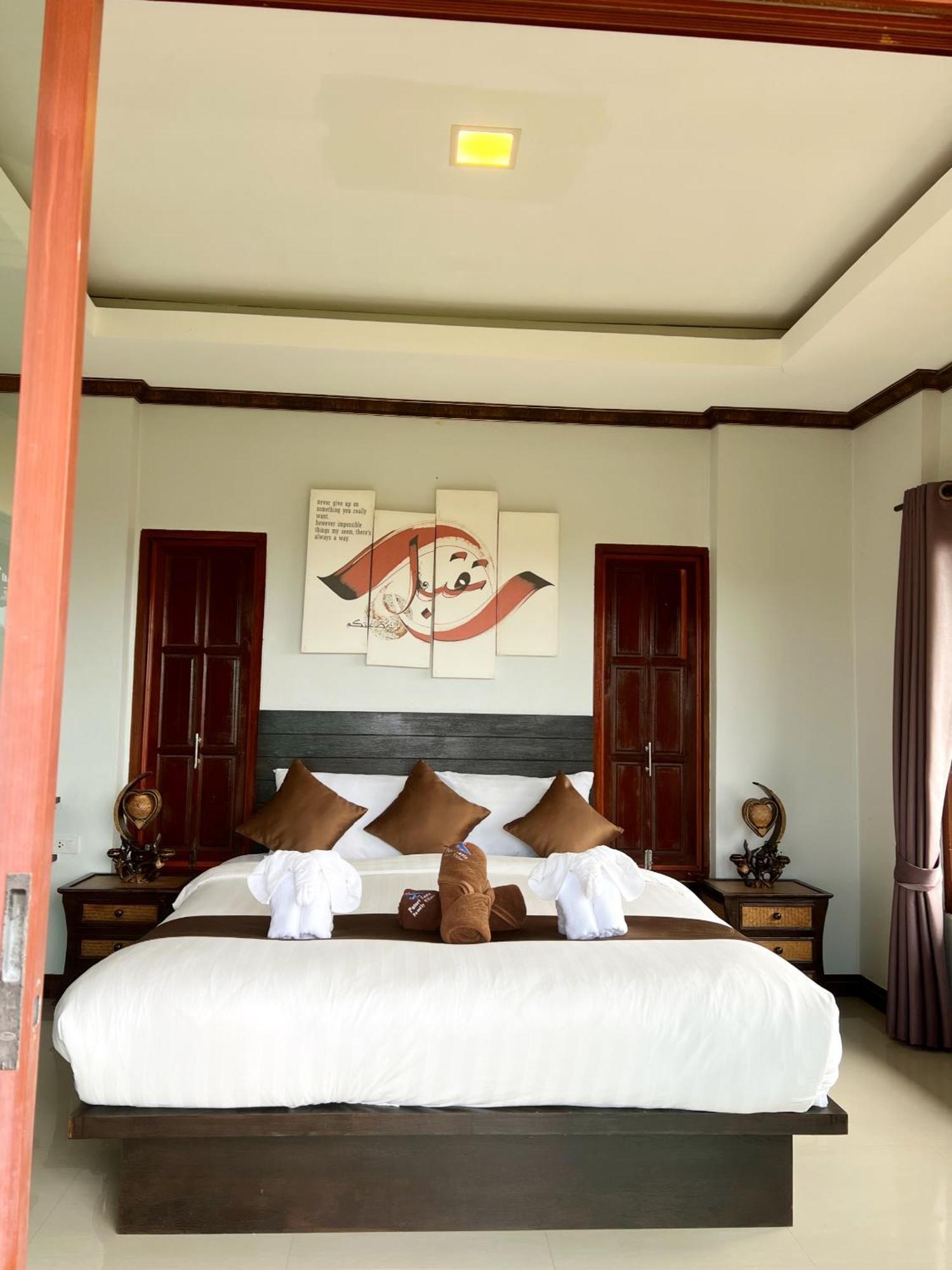 Puteri Lanta Family Villas Koh Lanta Exterior photo