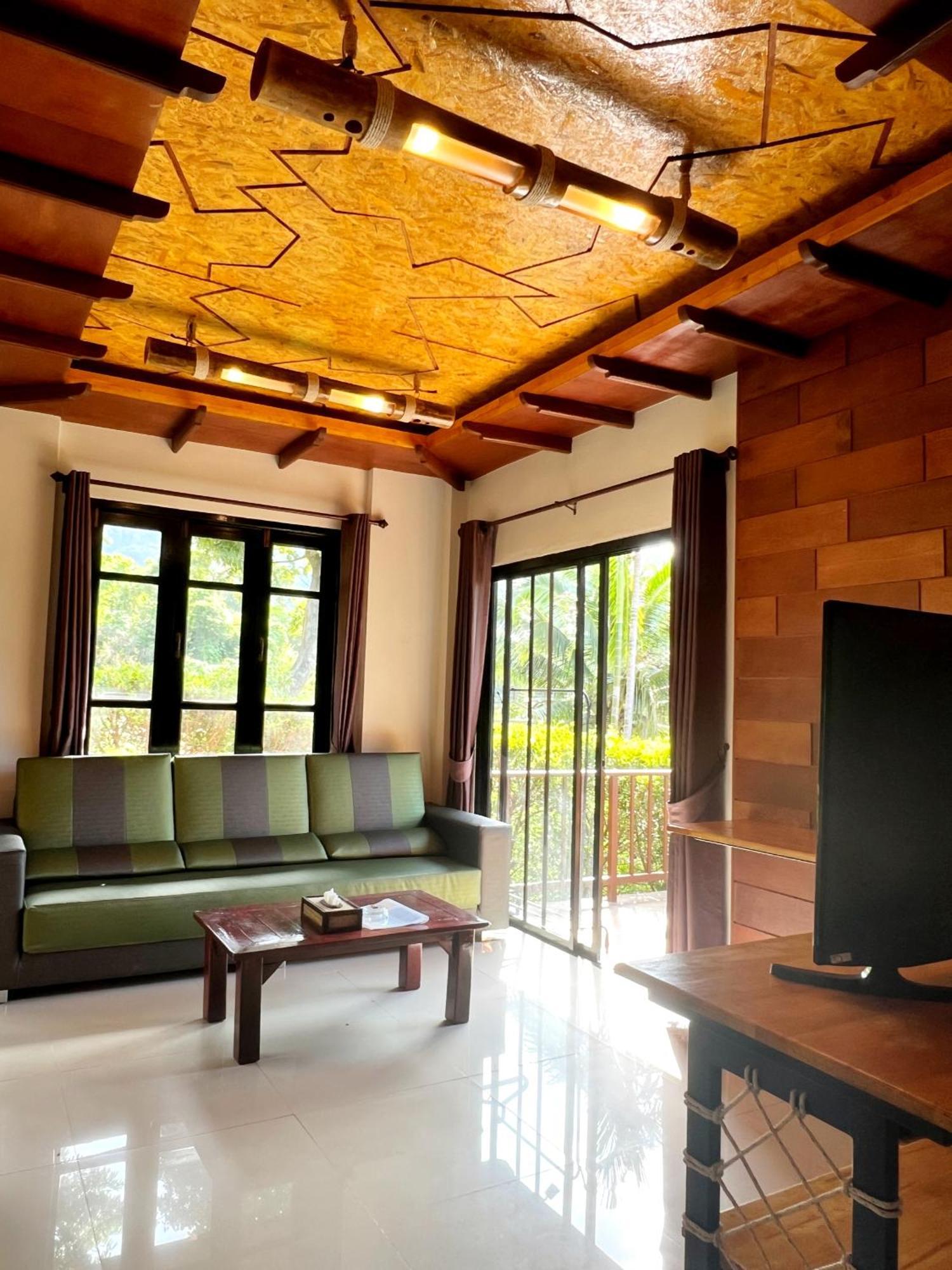 Puteri Lanta Family Villas Koh Lanta Room photo